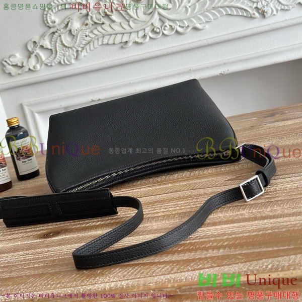 #�����޽� Berlingot 23 PM HE27855141-303