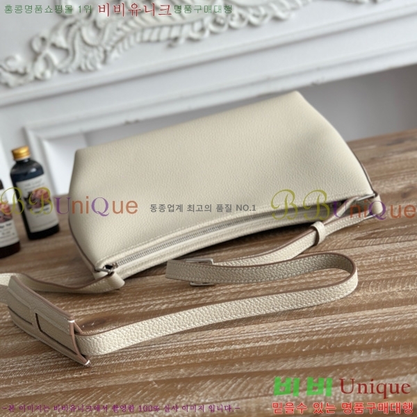 #�����޽� Berlingot 23 PM HE27855141-302