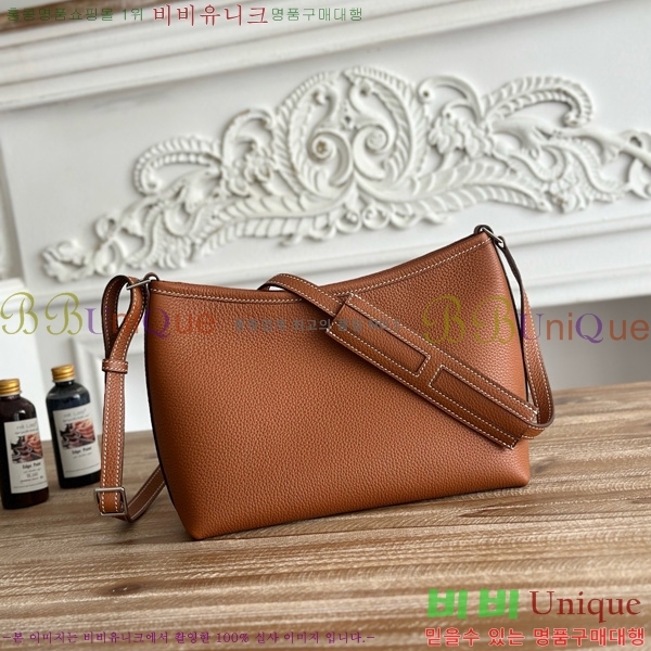 #�����޽� Berlingot 23 PM HE27855141-301