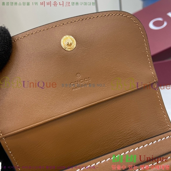 #���� ���е� ī�� ���̽� 818811-202