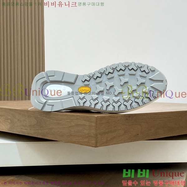 ���� �߸� ����Ŀ�� B47267-4