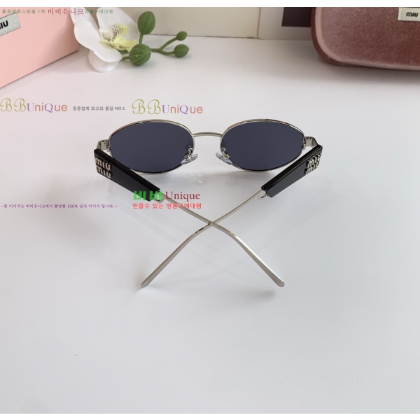 ���� �̿�̿� ���۶� 9MU256111-4