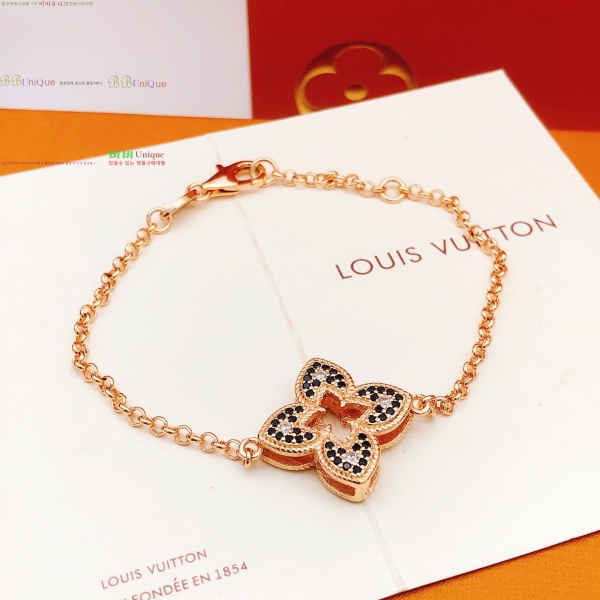 ���� ���̺��� Ŭ���� ���� 7L256184-1