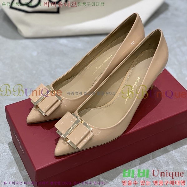 ��󰡸� ������ F7010575-1 �� 7CM