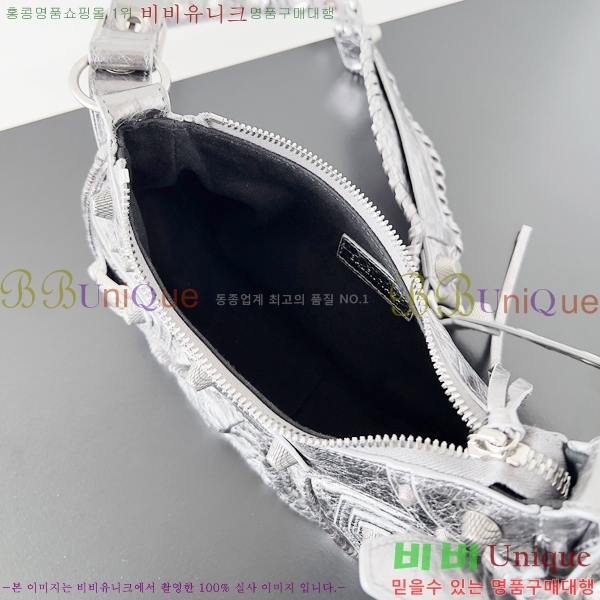 #�߷��þư� LE CAGOLE �� ī�� Xs ����� 6713091-10