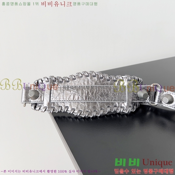 #�߷��þư� LE CAGOLE �� ī�� Xs ����� 6713091-10