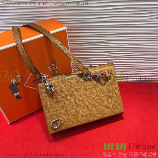 #�����޽� �̸� ��Ƽ ���� �� �� �Ŀ�ġ HE422407-8