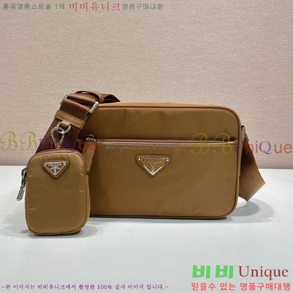 #����� ���ڳ� �ﰢ�ΰ� ī�޶�� 1BC167-105