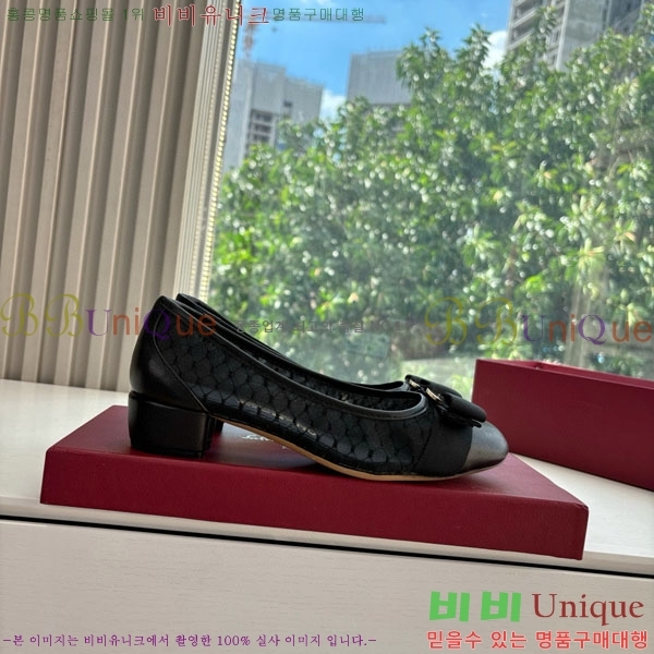 ��󰡸� �÷����� F2566603-2