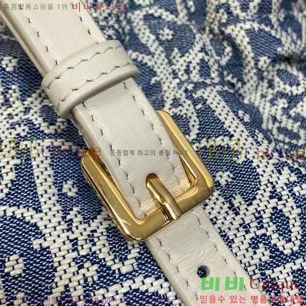 #��� 30 ������ ������ũ ��ο콺Ʈ�� �̴� ��Ŷ�� S2374-101