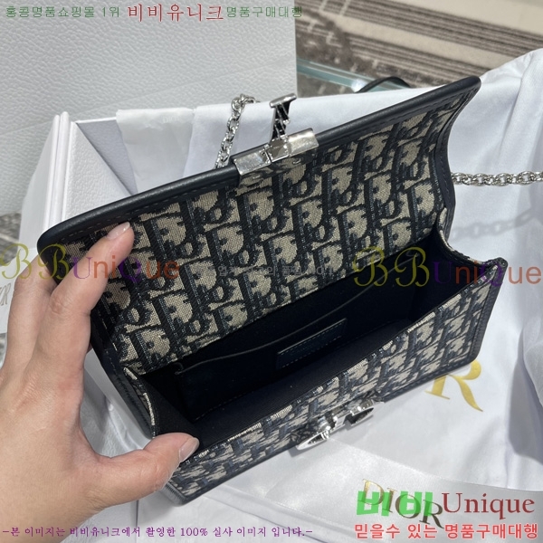 #��� 30 ������ �̽�Ʈ ����Ʈ D62660-500