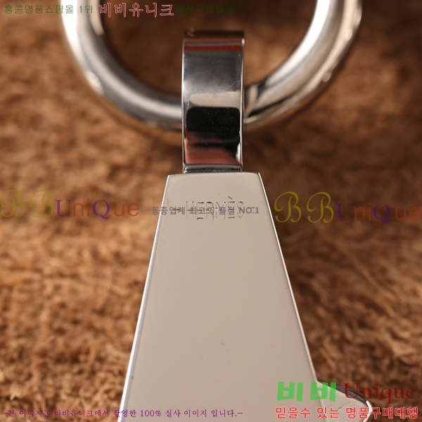 #�����޽� �̸��� 28CM �ۼ۰��� H259721-1