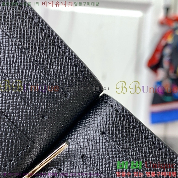 #���̺��� �Ӵ�Ŭ�� N61000-105