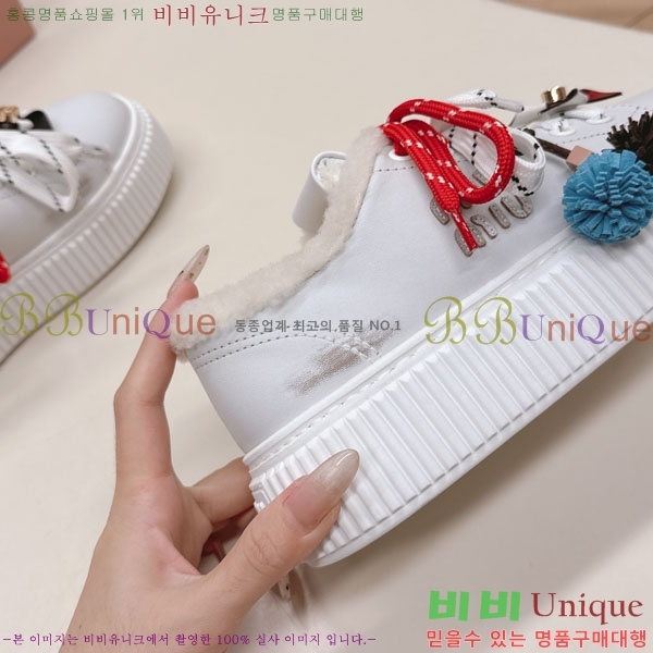 ���� �̿�̿� ��� ����Ŀ�� MU690577-4