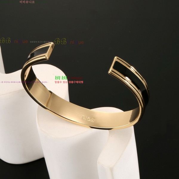 ��� ���� DO712330-3