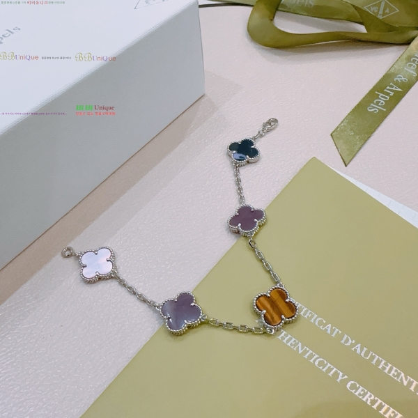 �������� ��Ŭ���� �� ���� ���� VA1734503-4