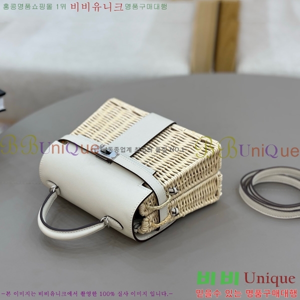 #�����޽� ��ũ�� �̸� 20 H305771-104 (����ǰ)