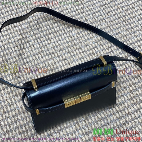 #���ζ� ����ź �̴� ũ�ν��ٵ�� 727766-1002