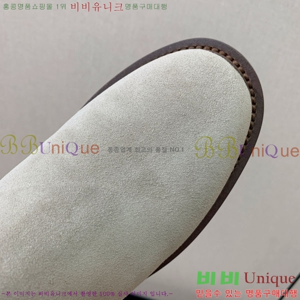 ���� ���ڷ� ��ġ�ڸ� ��Ŭ ���� B1558044-2