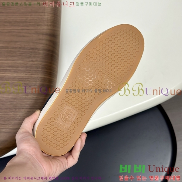 ���� ��**�� ����Ŀ�� MO286904-1