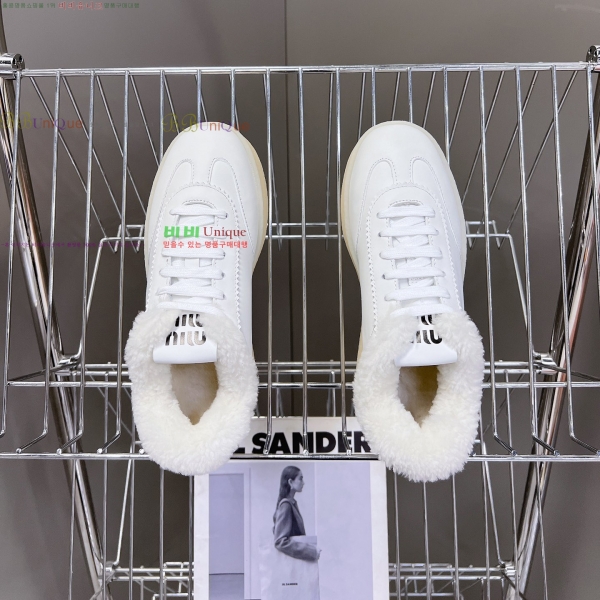 ���� �̿�̿� �þ �� ����Ŀ�� 36MU25101611-1