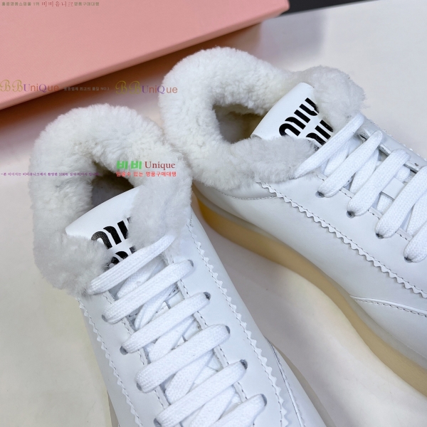 ���� �̿�̿� �þ �� ����Ŀ�� 36MU25101611-1