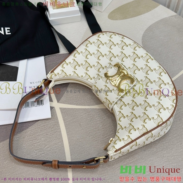 #������ Ʈ������ �ƹٹ� 114493-3002