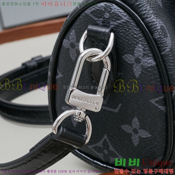 ���̺��� ���ǵ� �ݵѸ��� �̴� M26573-1