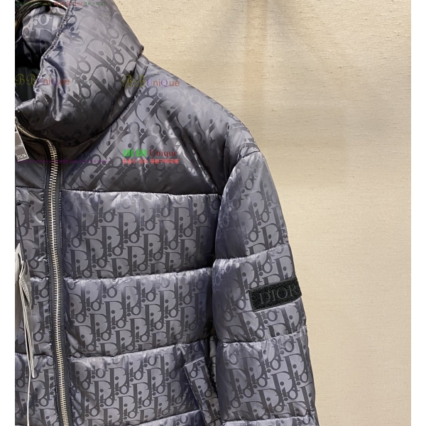 ���� ��* �ٿ� ��Ʈ �е� 61DR2511125-5