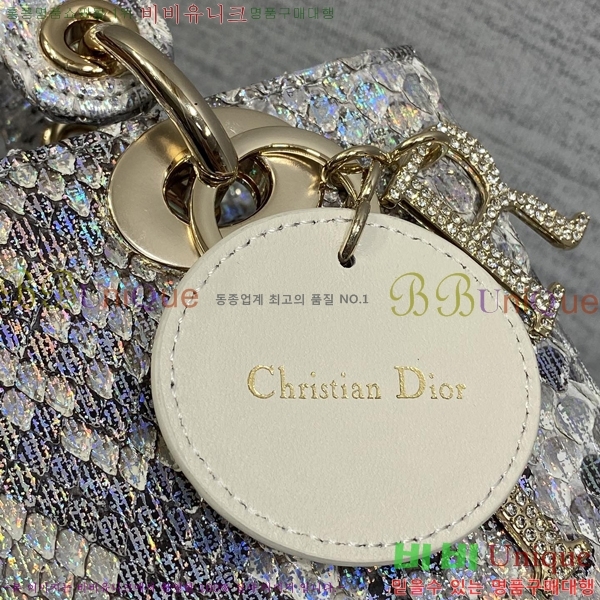 #��� ���̵�� ���� M0531-701