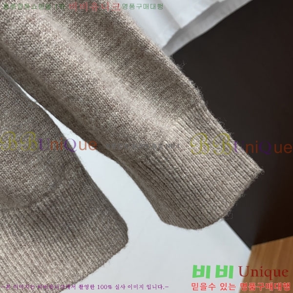 ���� ��**�� ������ MO524880-1