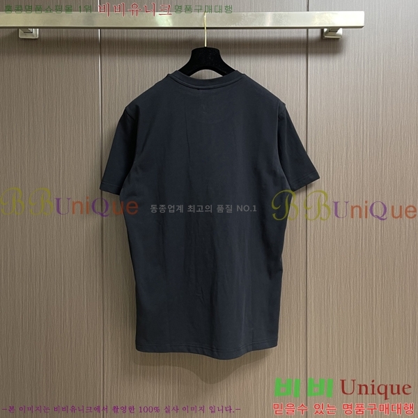 ���� ��**�� ���� Ƽ���� MO958527-2