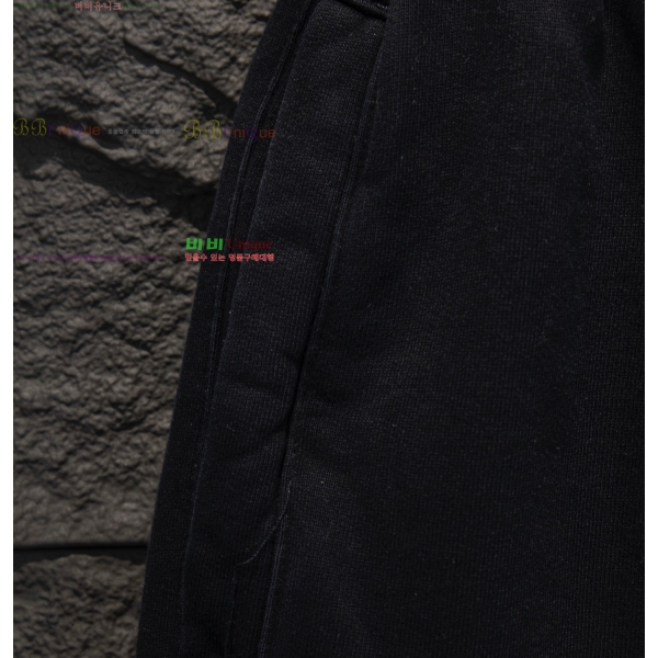 ���� ũ������ �ݹ��� CH246385