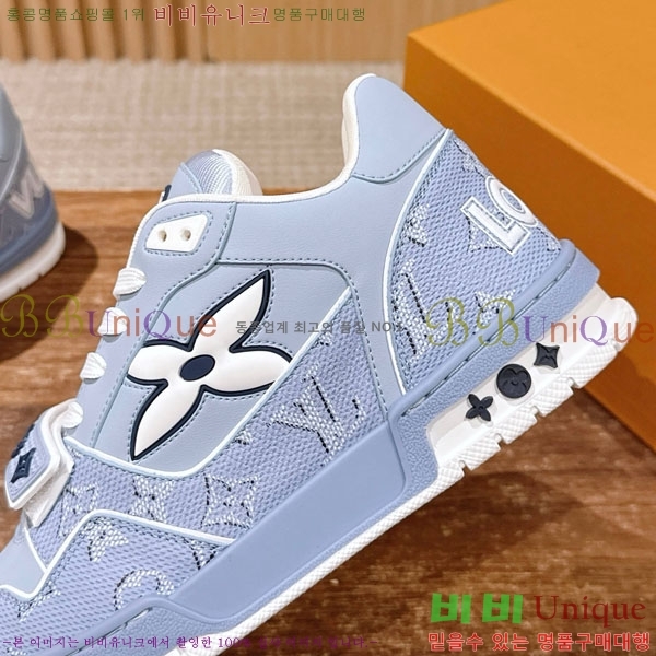 �������� LV Ʈ���̳� ����Ŀ�� LV511802-11