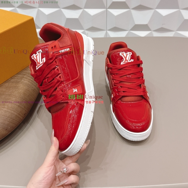 �������� LV Ʈ���̳� ����Ŀ�� 47LV262251-1