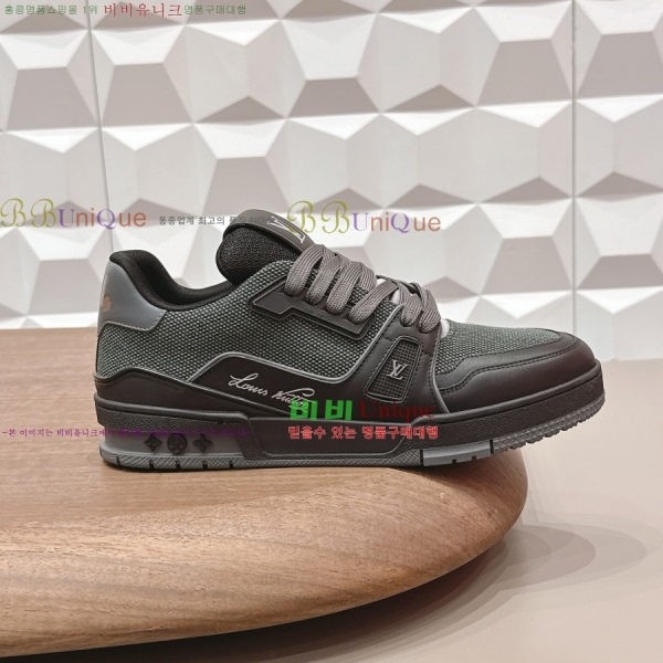 �������� LV Ʈ���̳� ����Ŀ�� 47LV262251-4