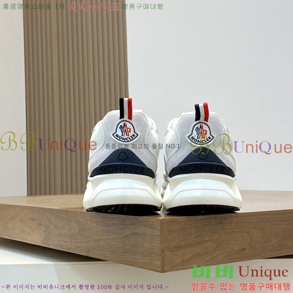 ���� ��**�� ����Ŀ�� M329748-2