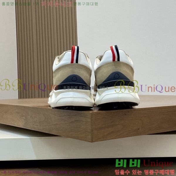 ���� ��**�� ����Ŀ�� MO592280-1