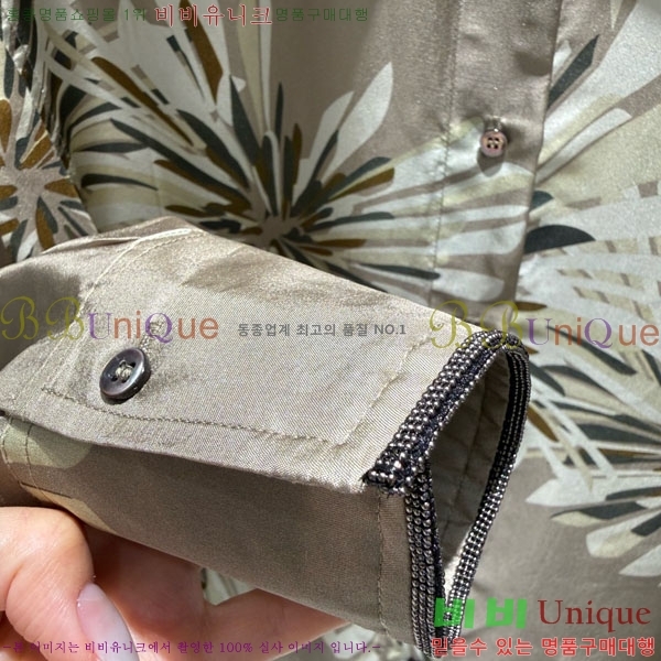 ���� ��**�� ���� MAXM456670-3
