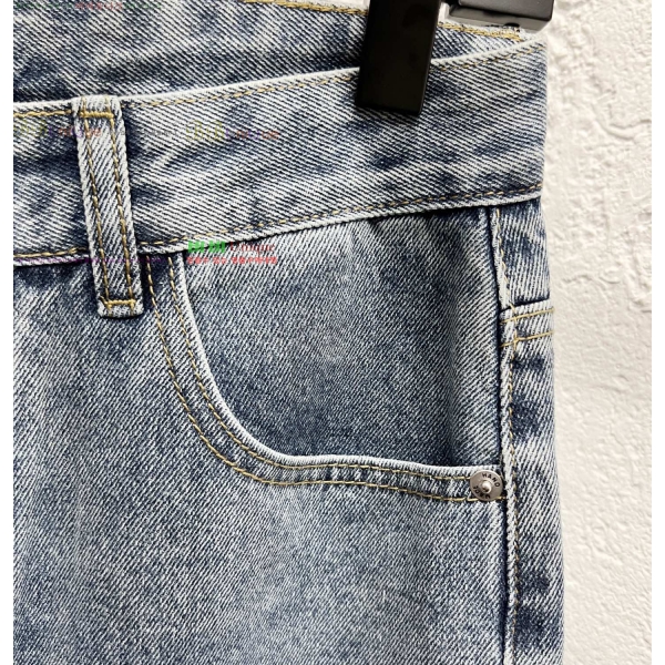 ���� �߷��þư� û���� BA362569-7