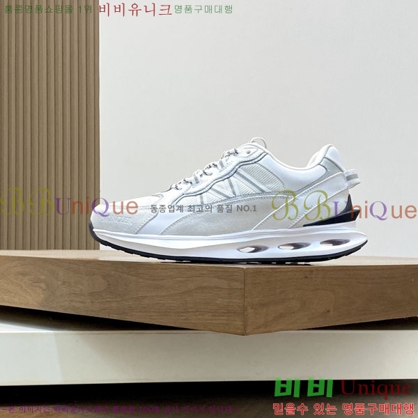 ���� ��**�� ����Ŀ�� MO592266-1