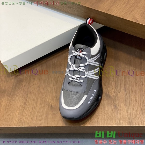 ���� ��**�� ����Ŀ�� MO592280-4