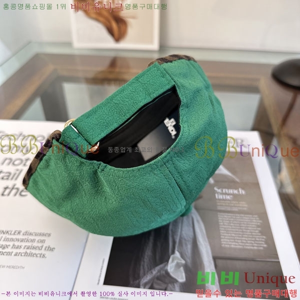 ��* ���� F1534672-3