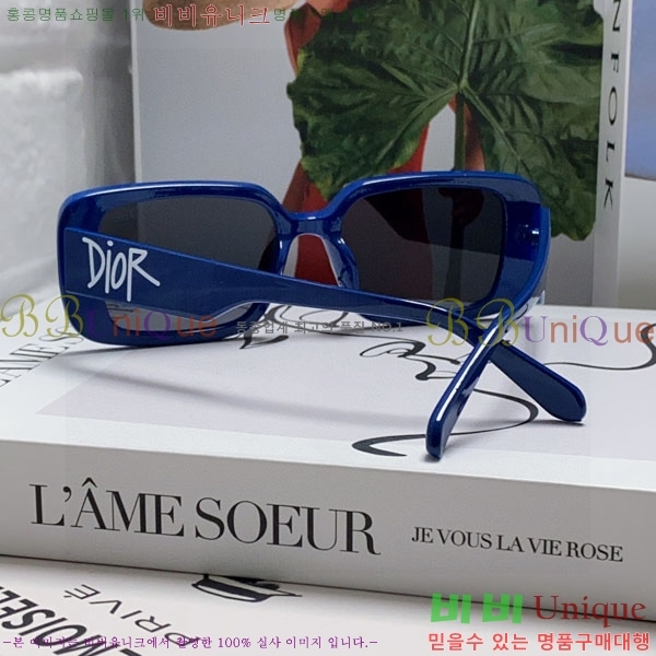 ��* ���۶� D90703-4