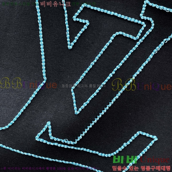 ���� ���̺��� ���� Ƽ���� LV615263-2