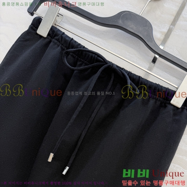 ���� �� �ο� ��ĿƮ ROW03452-1