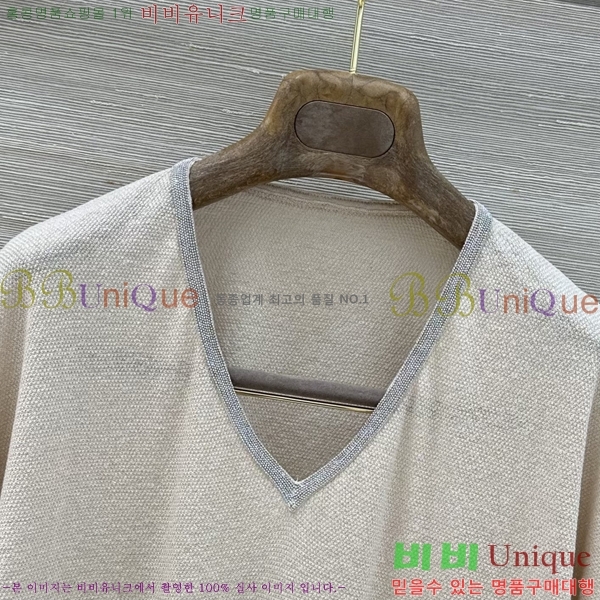 ���� ���ڷ� ��ġ�ڸ� ���� Ƽ���� BC3535467-8