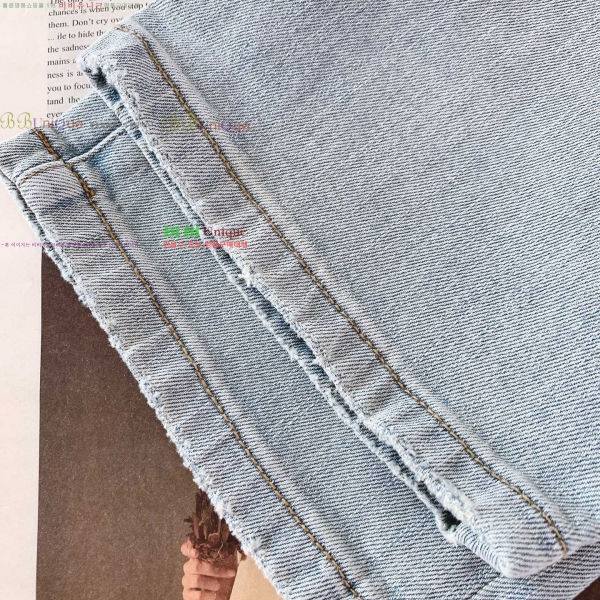���� ���̺��� û���� 32BU266113-4