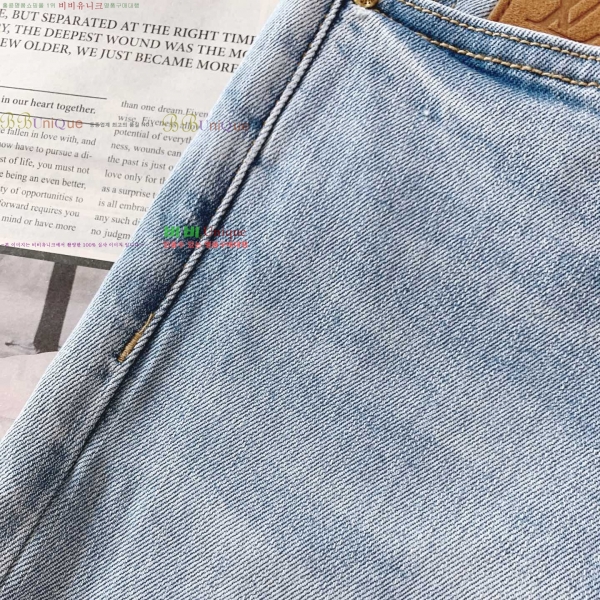 ���� ���̺��� û���� 32BU266113-4