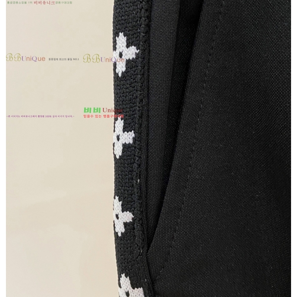 ���� ���̺��� �ݹ��� CH413790-8